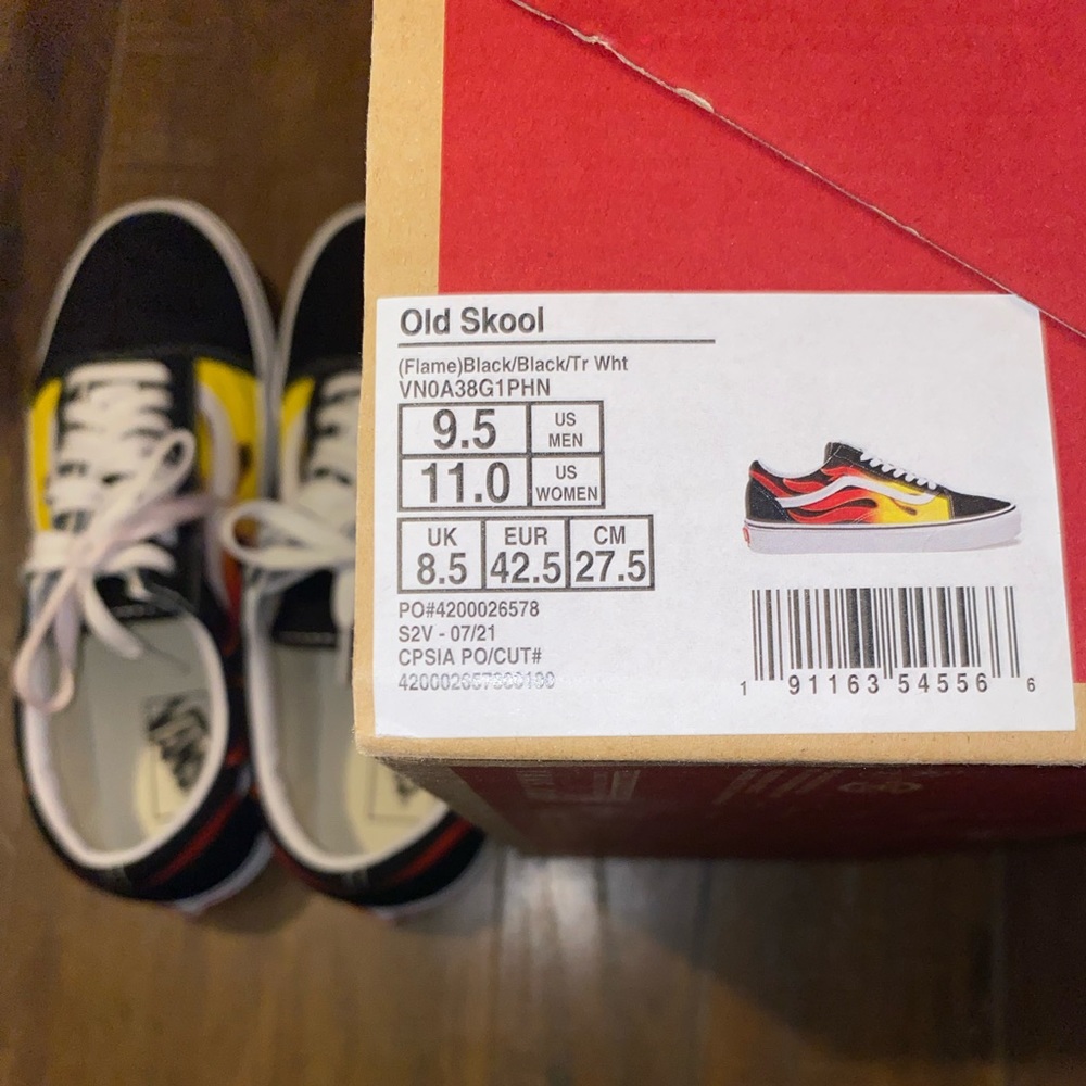 Size 9.5 - VANS Old Skool Flames